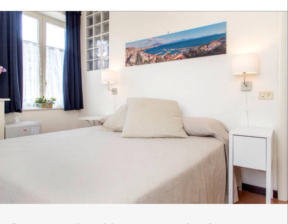 Bed and Breakfast Terrazza Duomo à Naples Chambre photo