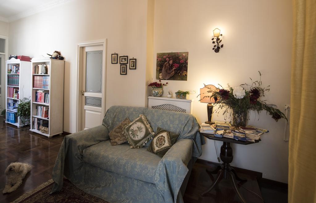 Bed and Breakfast Terrazza Duomo à Naples Extérieur photo