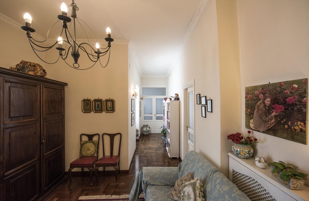 Bed and Breakfast Terrazza Duomo à Naples Extérieur photo